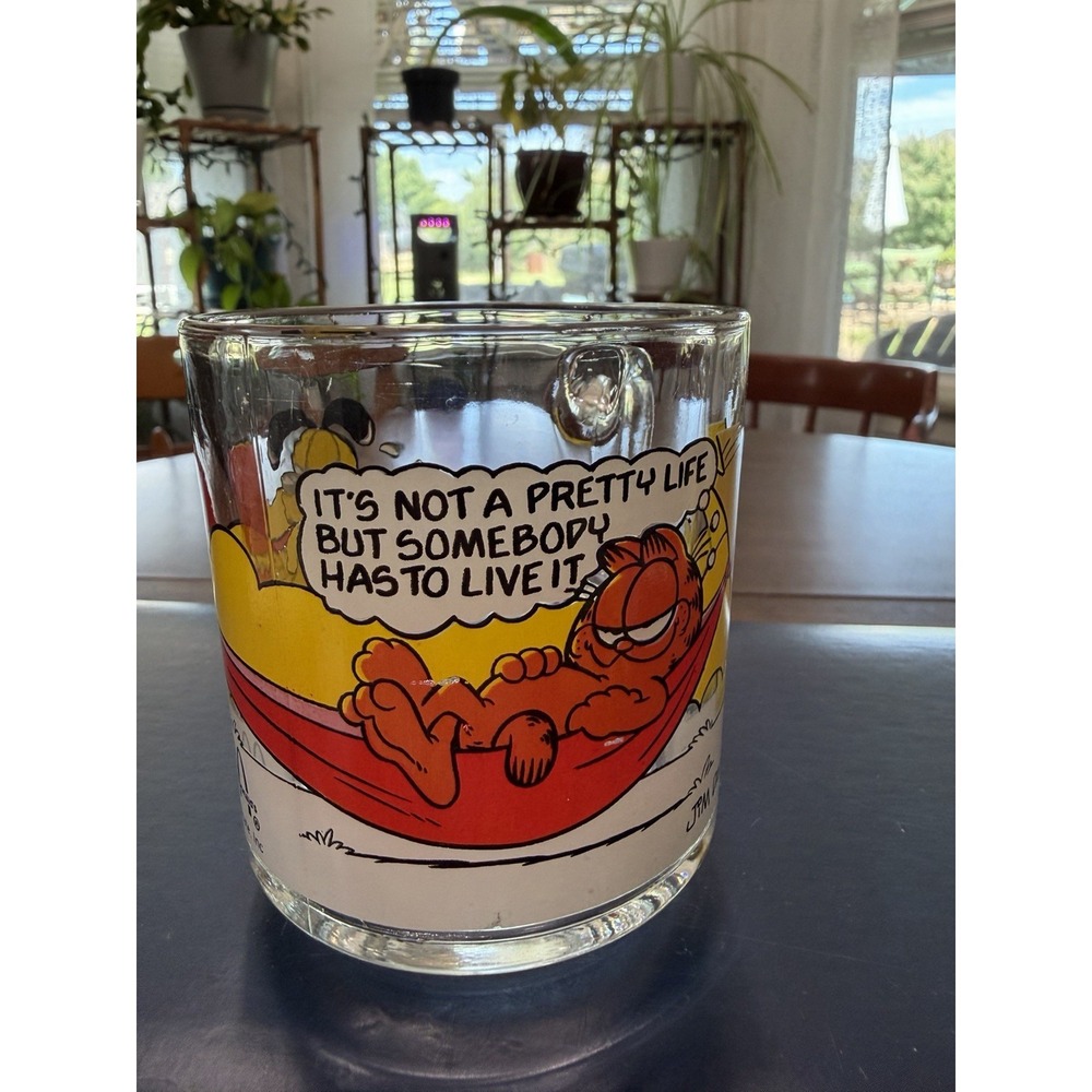 Vintage 1978 Garfield McDonald's Glass Mug Jim Davis Collectible